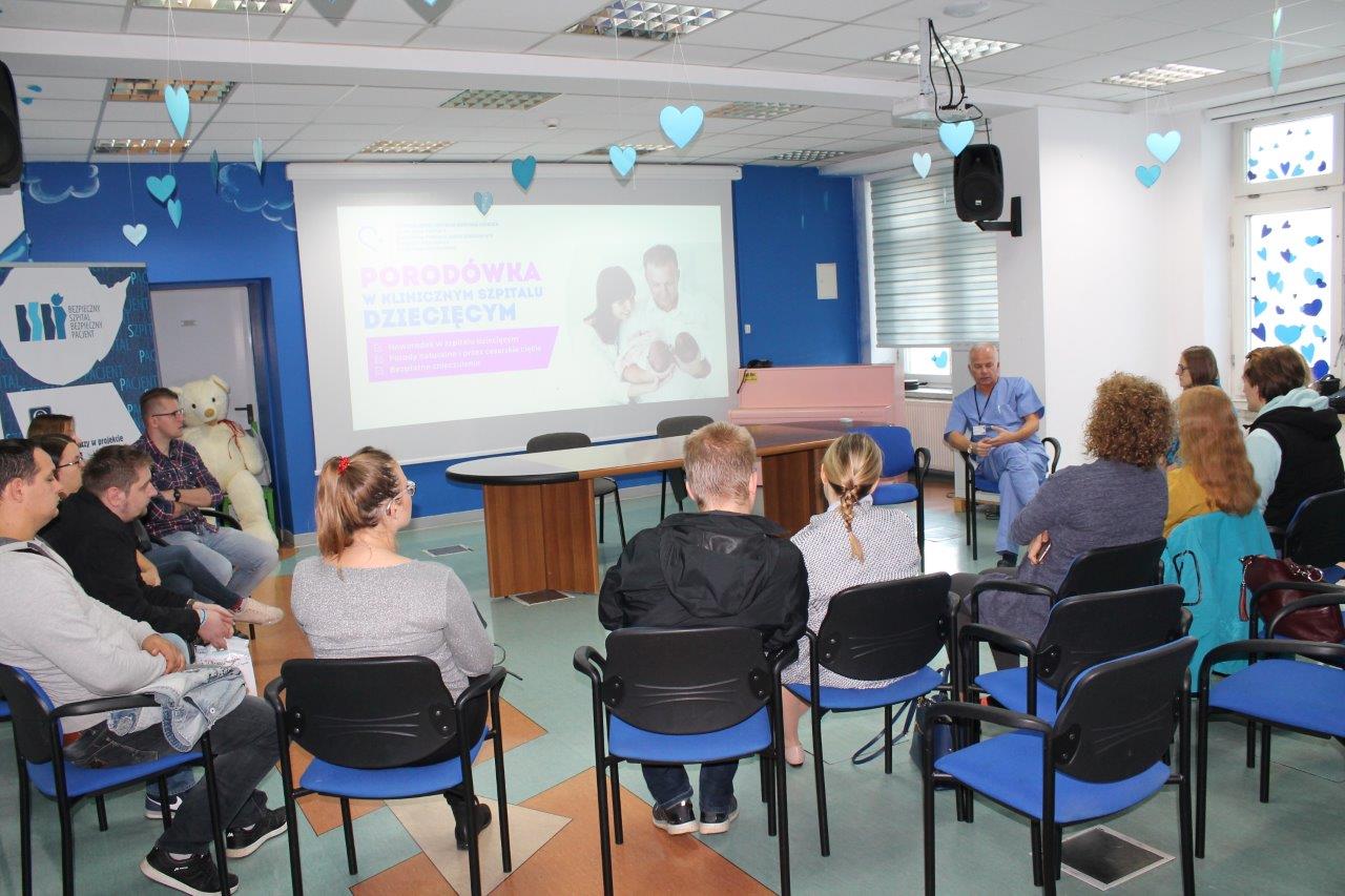 Dzień otwarty Oddziału Położnictwa i Perinatologii Górnośląskiego Centrum Zdrowia Dziecka w Katowicach.